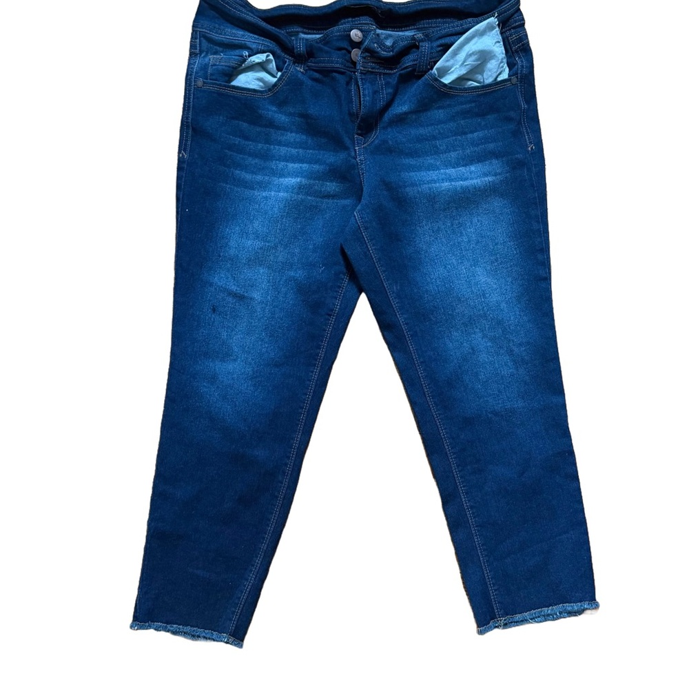 1822 Denim Blue Ankle Cropped Jeans (capris)
